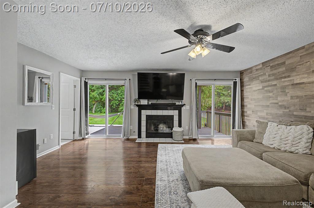 6400 Lake Meadow Drive, Waterford, MI 48327 — Photo 25