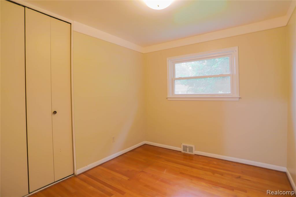 3581 Stolzenfeld Avenue, Warren, MI 48091 — Photo 14