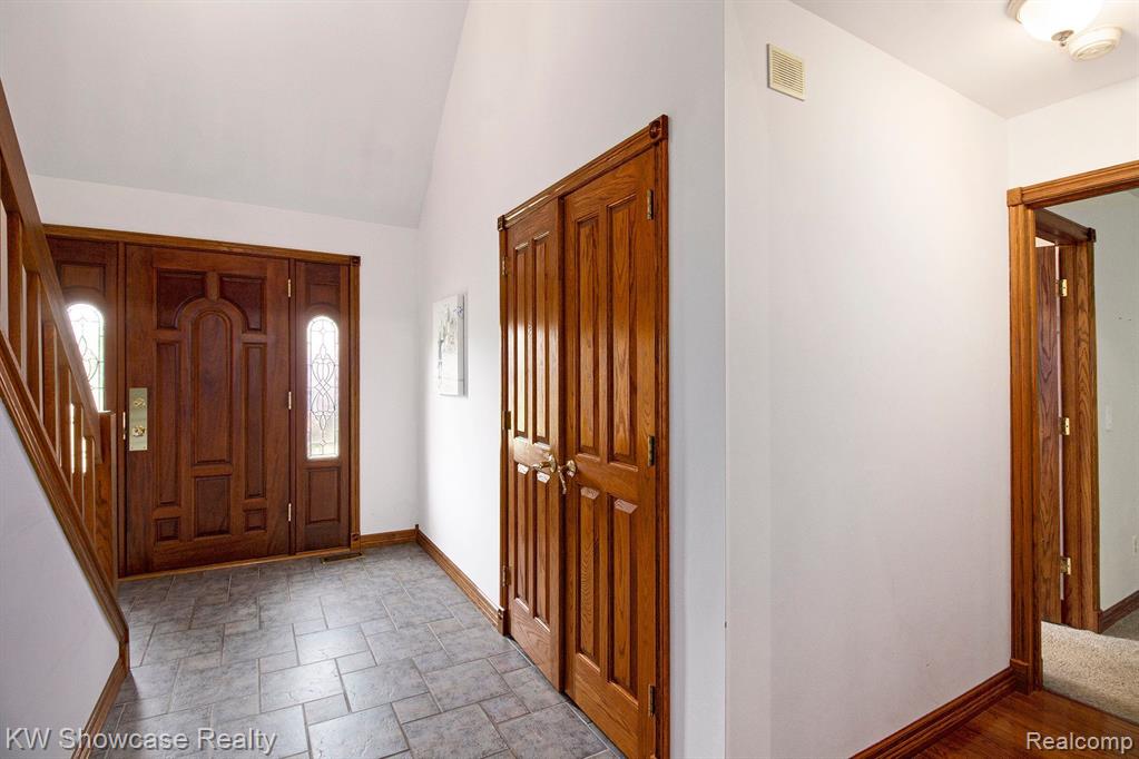 10281 GREENBRIER, Brighton, MI 48114 — Photo 6