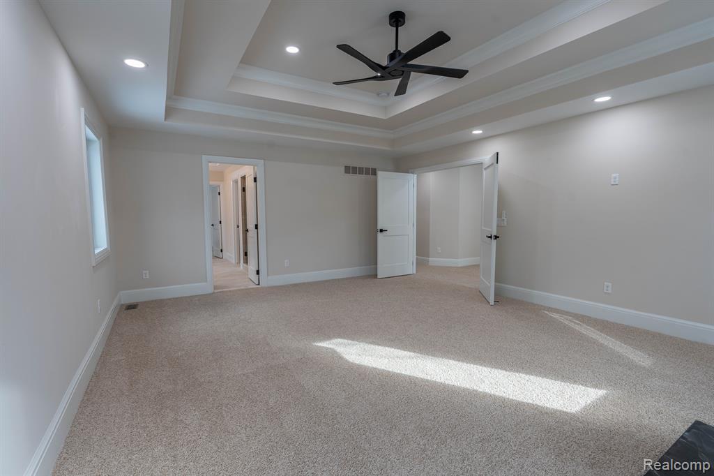 9033 DEERWOOD Road, Clarkston, MI 48348 — Photo 32