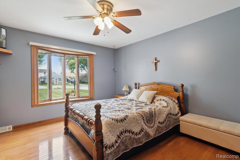 5350 Lathrop Street, Trenton, MI 48183 — Photo 32