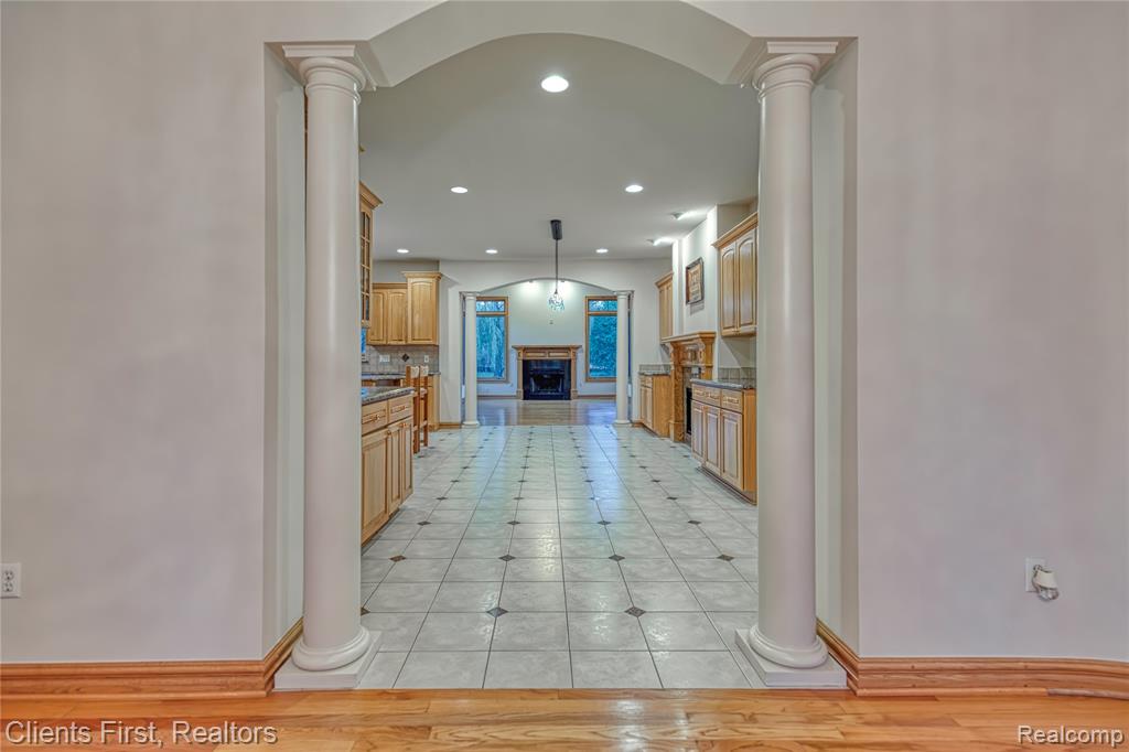 40600 8 Mile Road, Novi, MI 48167 — Photo 19
