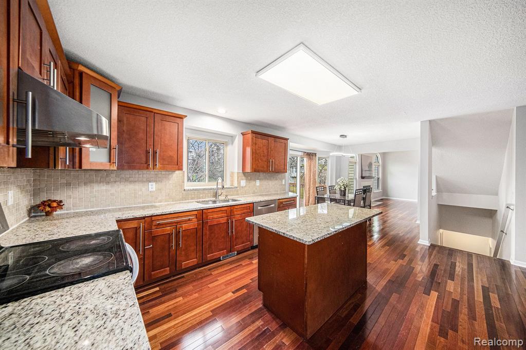 4848 HILLWAY Court, Ann Arbor, MI 48105 — Photo 16