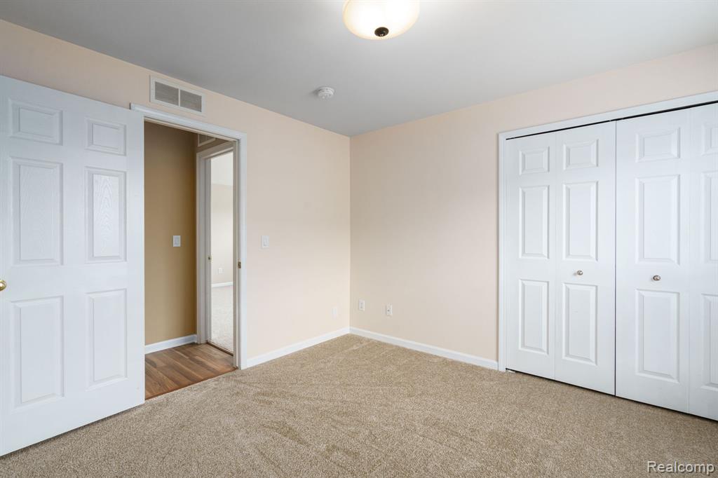 5200 ADDINGTON Drive, 49, Commerce Twp, MI 48390 — Photo 25