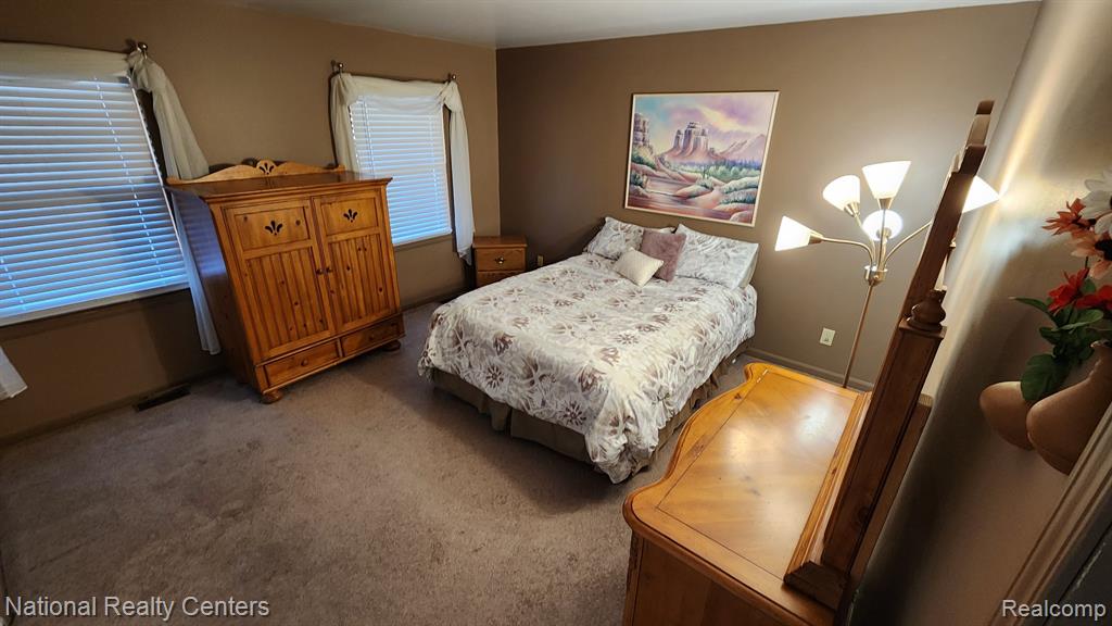 6927 HUBBARD Street, Garden City, MI — Photo 21