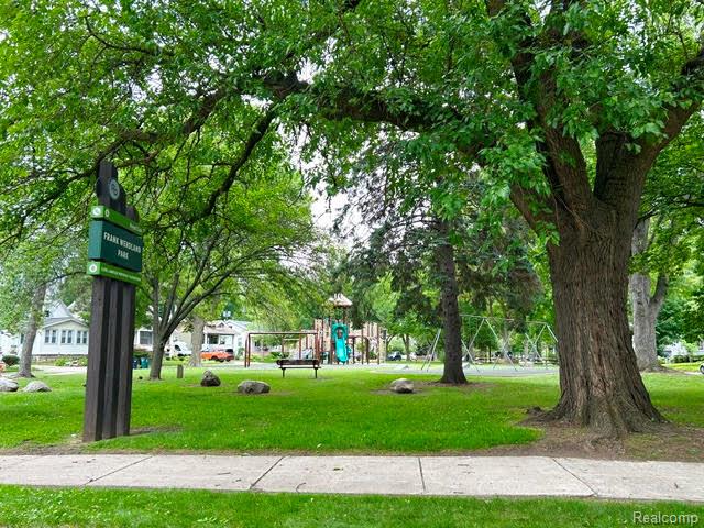 403 California Avenue, Royal Oak, MI 48067 — Photo 9