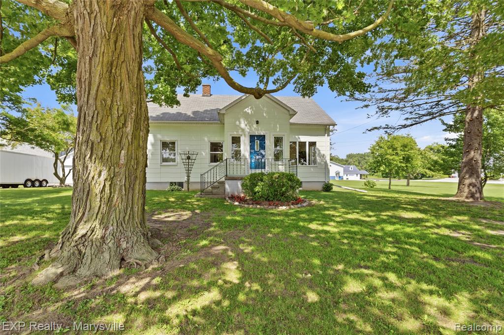 5694 Belle River Road, China, MI — Photo 26