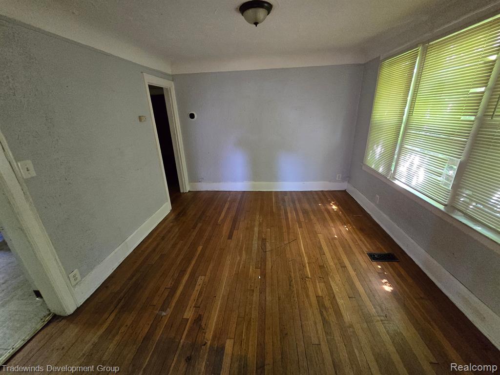 5074 DEVONSHIRE Road, Detroit, MI 48224 — Photo 12