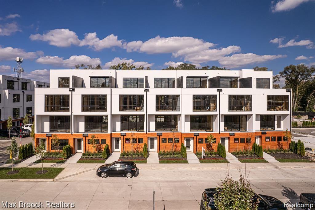 533 E Harrison Avenue, 19, Royal Oak, MI 48067 — Photo 28