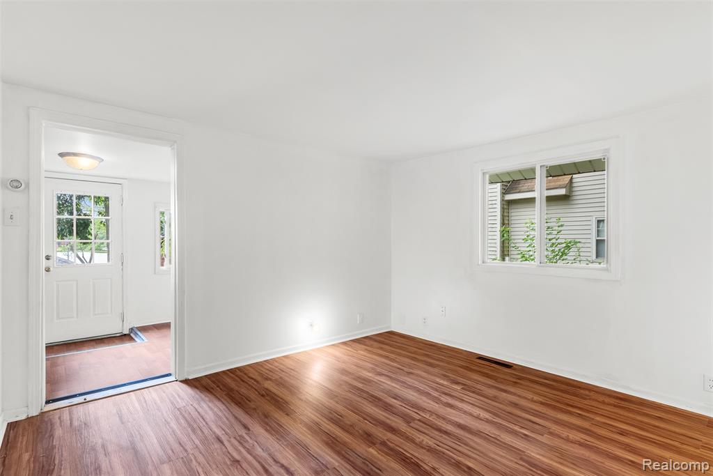 8014 Haviland Beach Drive, Linden, MI 48451 — Photo 12