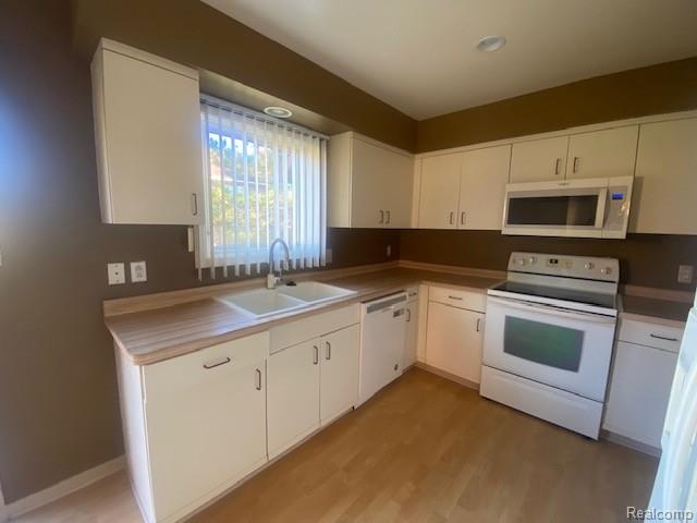 6132 Westbrooke Drive, Bloomfield Hills, MI — Photo 26