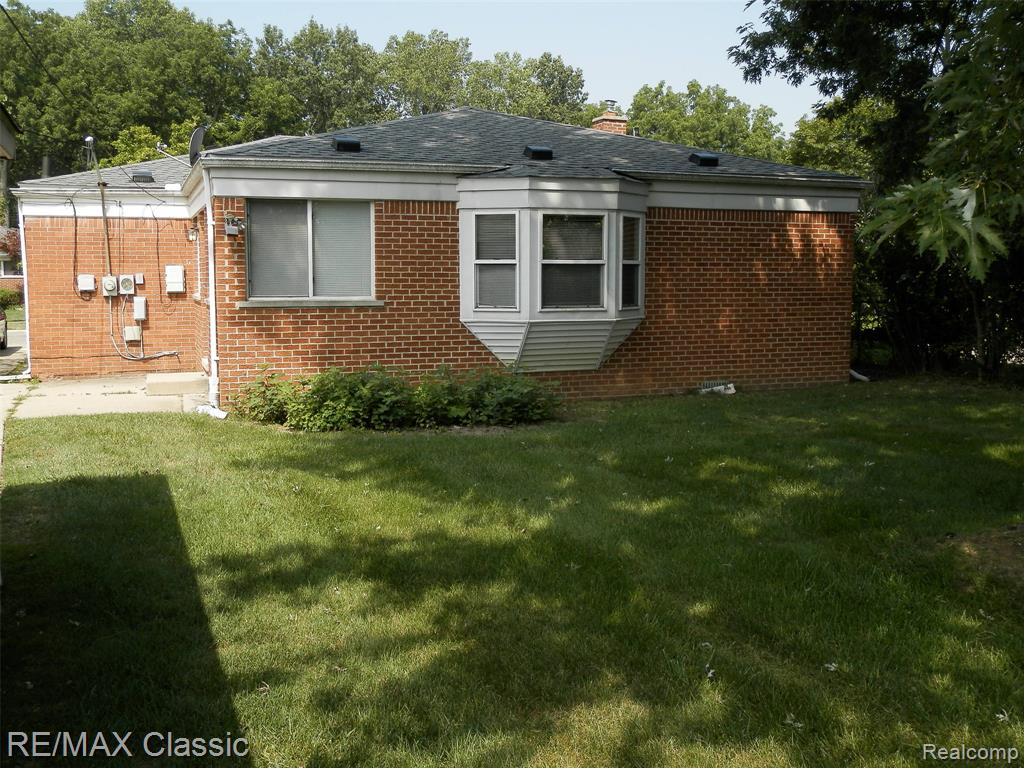 7736 Berwick Drive, Westland, MI — Photo 27