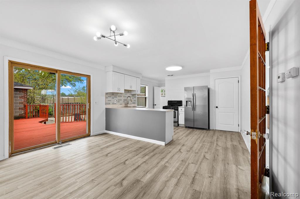 839 E HAYES Avenue, Hazel Park, MI 48030 — Photo 12