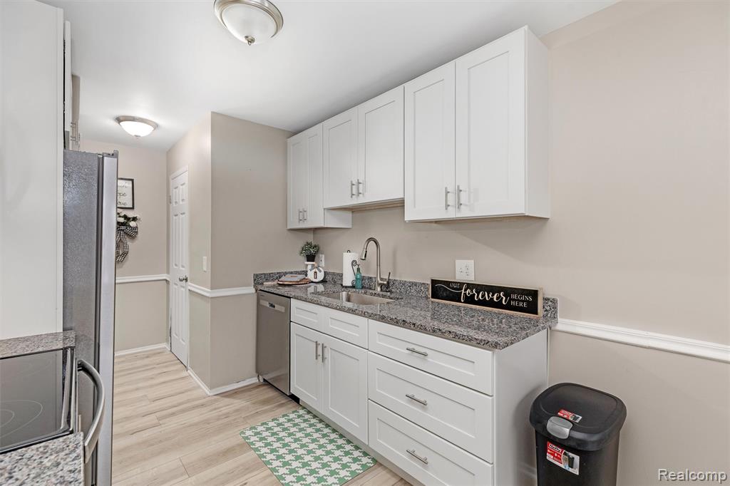 41191 Southwind Drive, Canton, MI 48188 — Photo 8