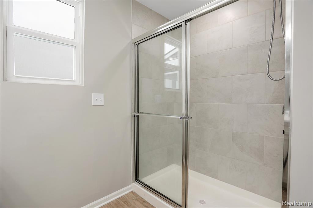 4974 Glenora Drive, Lake Orion, MI — Photo 19