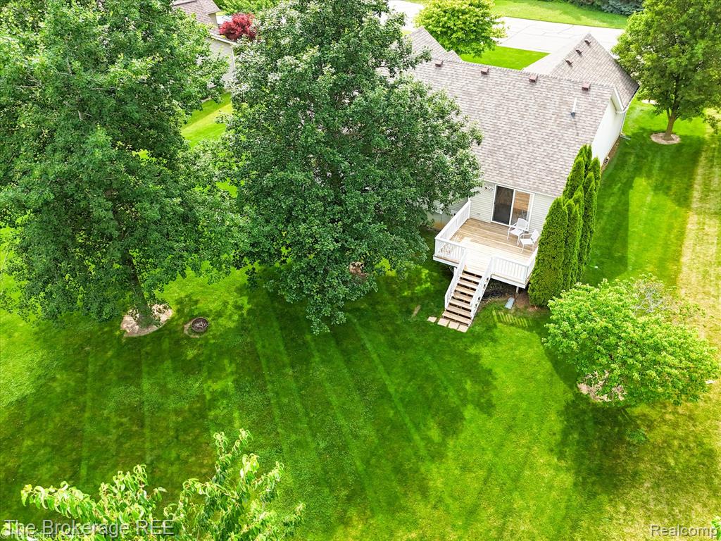 4435 Great Oaks Drive, Grand Blanc, MI 48439 — Photo 9