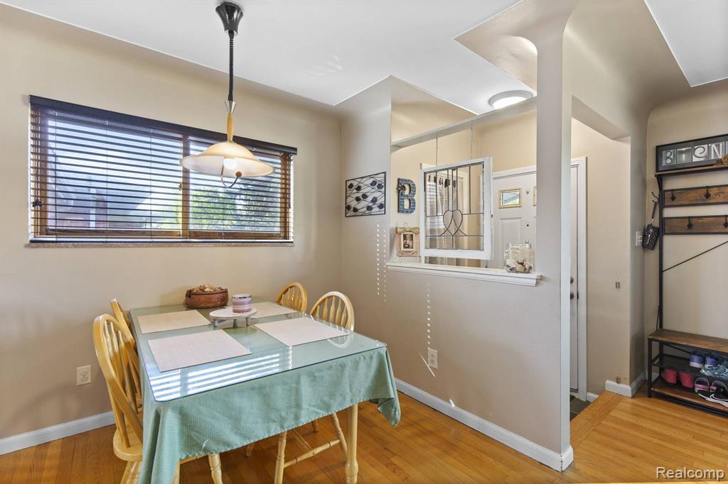 8681 STROM Drive, Sterling Heights, MI 48314 — Photo 12