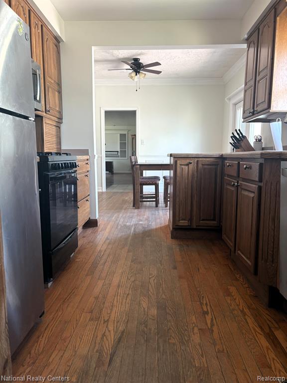 10667 Sober Road, Webberville, MI 48892 — Photo 15