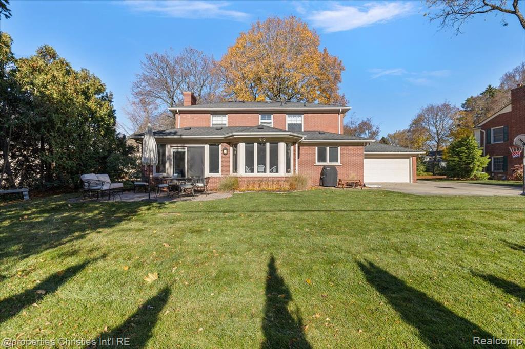 2579 Amberly Road, Bloomfield, MI 48301 — Photo 57