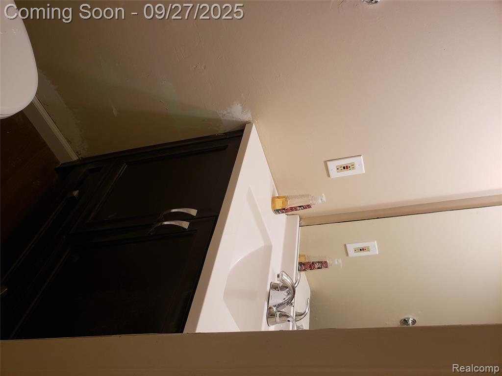 40050 Crosswinds, Novi, MI — Photo 5