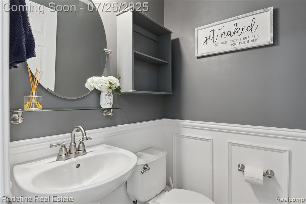 26708 Ashton Drive, Woodhaven, MI 48183 — Photo 12