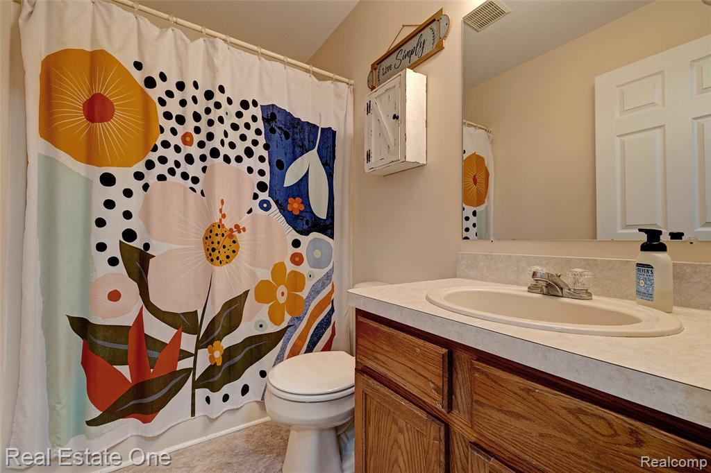 742 Marion Drive, Holly, MI 48442 — Photo 30