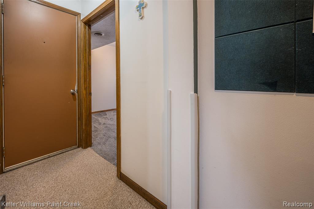 318 Smalley Drive, Mount Pleasant, MI 48858 — Photo 21