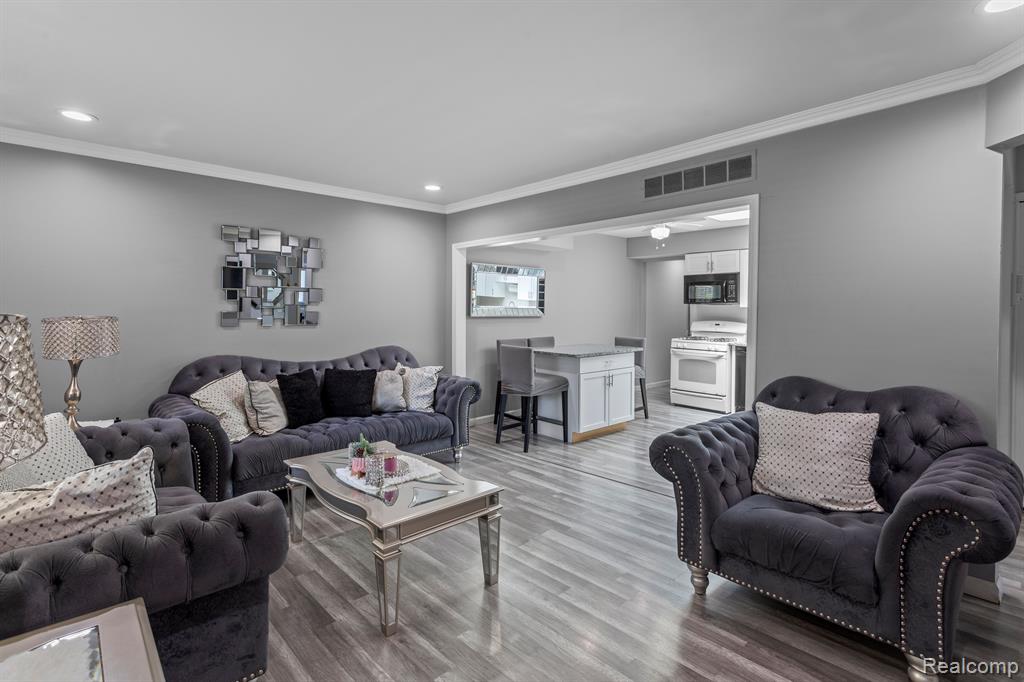 5529 MANSFIELD Avenue, Sterling Heights, MI 48310 — Photo 7