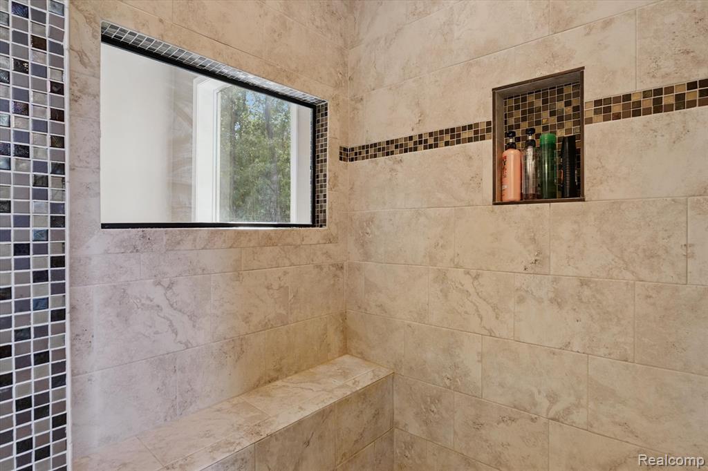 441 W Dryden Road, Metamora, MI 48455 — Photo 32