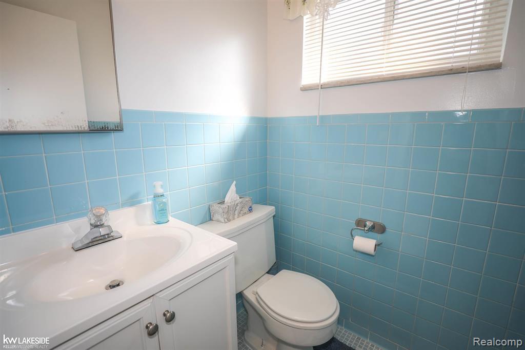 13325 Iowa Drive, Warren, MI 48088 — Photo 17