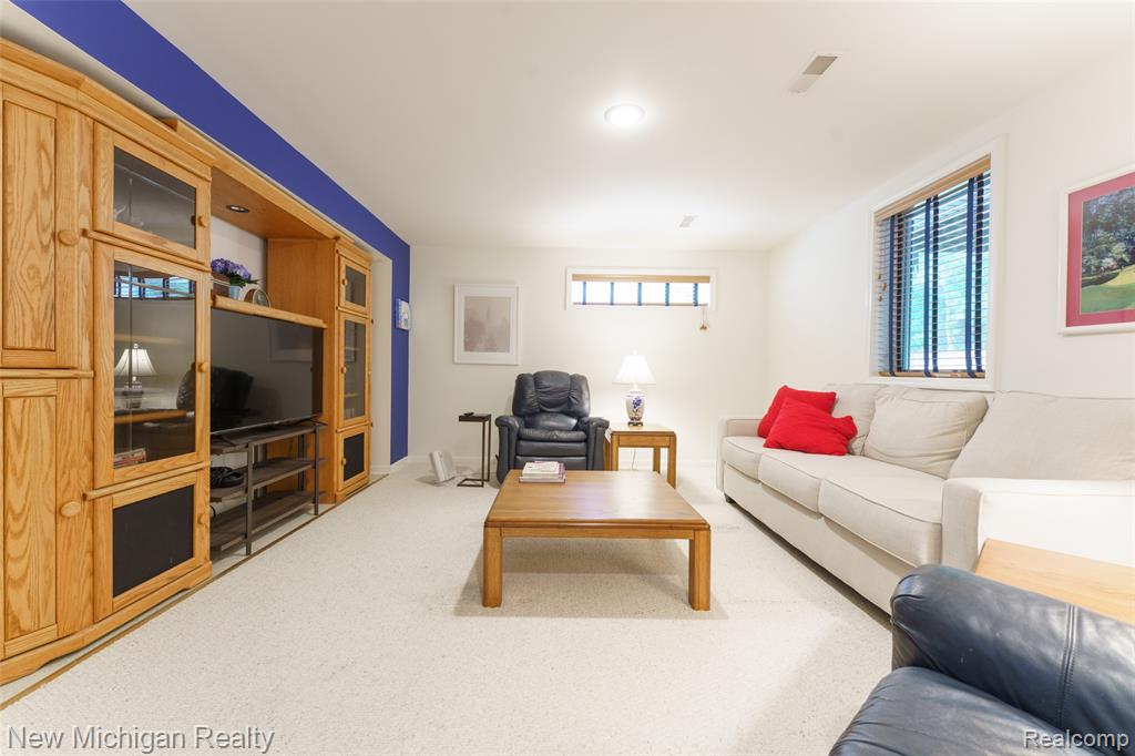 13111 Harbor Landings Drive, Fenton, MI 48430 — Photo 35