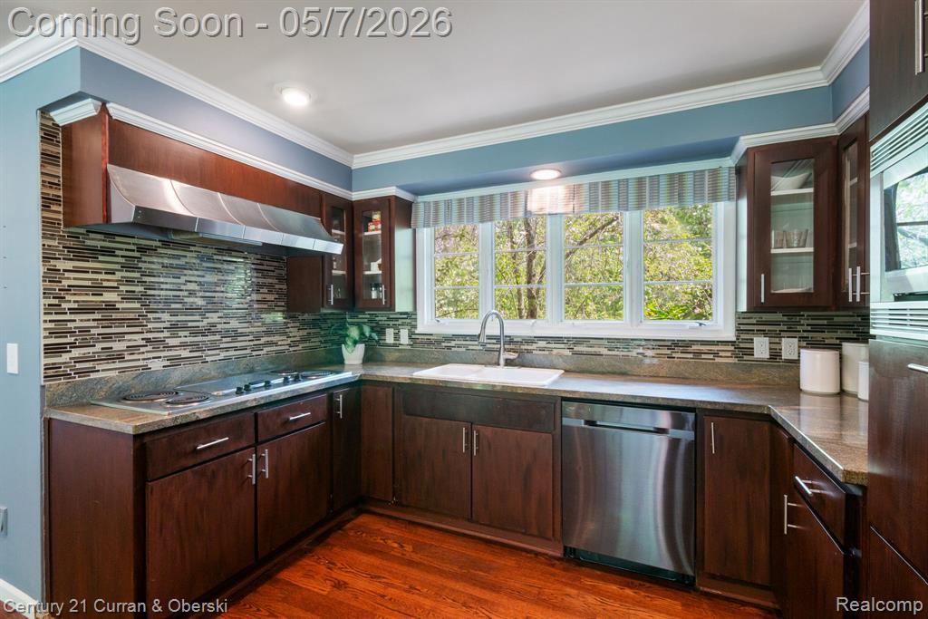 27869 Old Colony Street, Farmington, MI 48334 — Photo 21