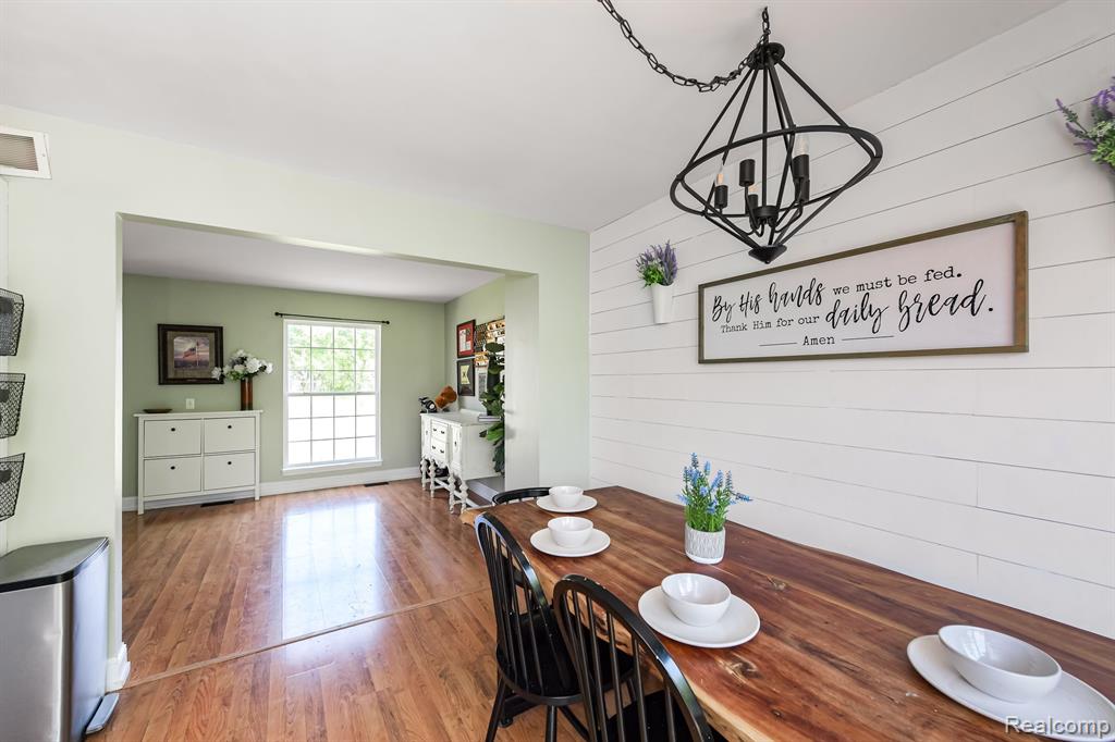 6388 JONQUIL Lane, Ypsilanti, MI 48197 — Photo 13
