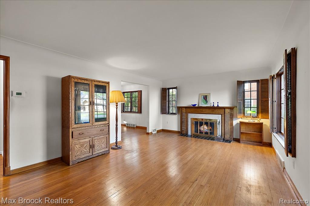 32321 Arlington Drive, Beverly Hills, MI 48025 — Photo 6