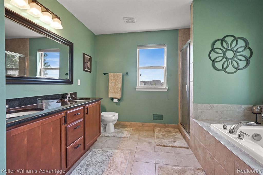 24601 BROMPTON Way, South Lyon, MI 48178 — Photo 23