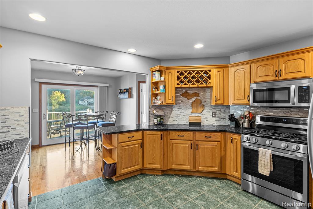 8460 Maurice Lane, Flushing, MI 48433 — Photo 14