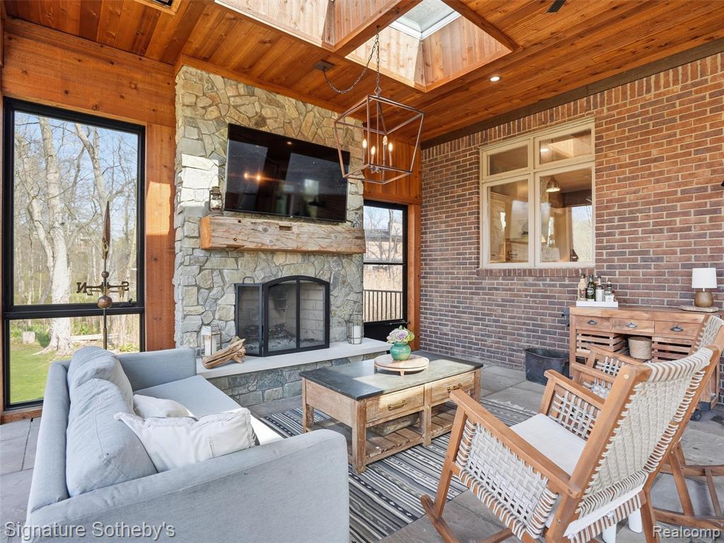 1595 Carriage Way, Rochester, MI 48307 — Photo 53