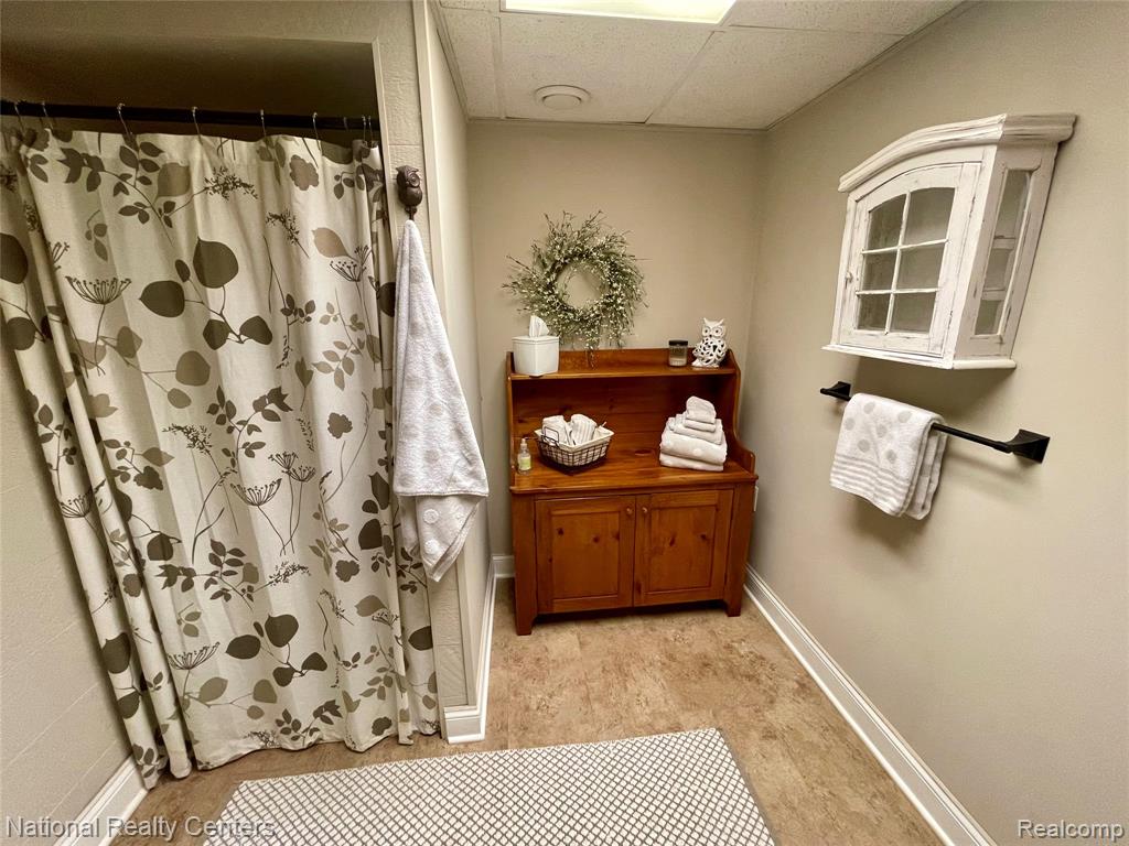 48104 COLONY FARM CIR, Plymouth, MI 48170 — Photo 70