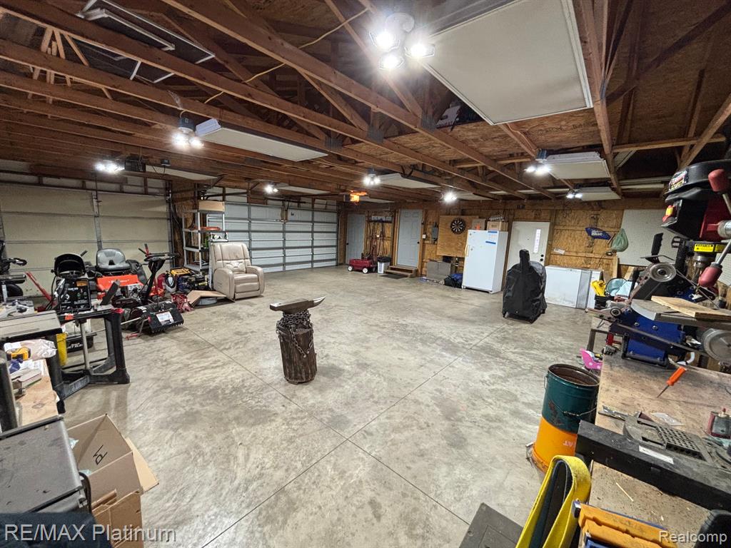 107 RUSSELL Street, Leslie, MI 49251 — Photo 38