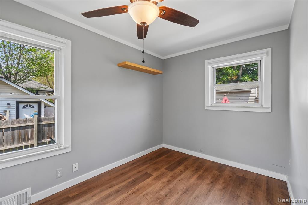 602 Florence Avenue, Royal Oak, MI 48067 — Photo 16
