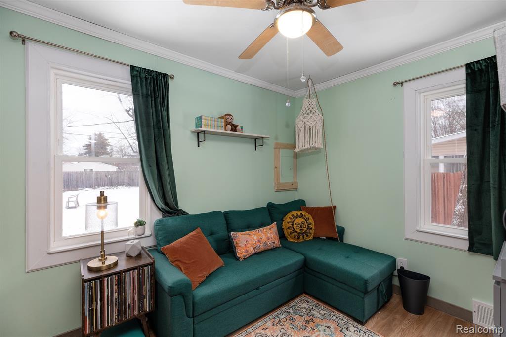 6092 Northrup Drive, Waterford, MI 48329 — Photo 13