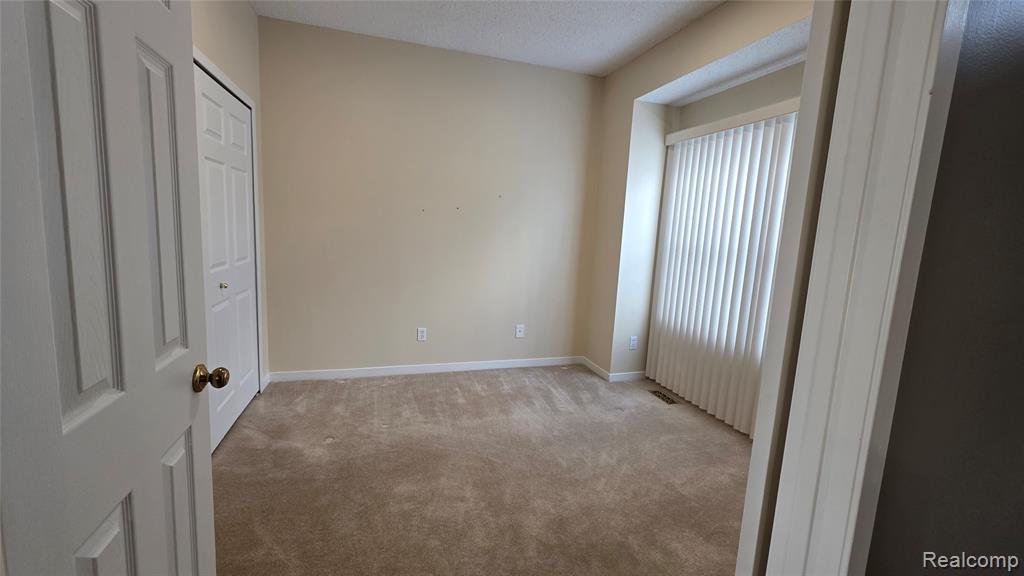 41635 Blair Drive, Novi, MI — Photo 9