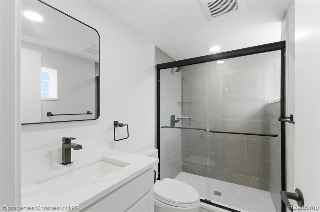 2629 Coral Drive, Troy, MI 48085 — Photo 16