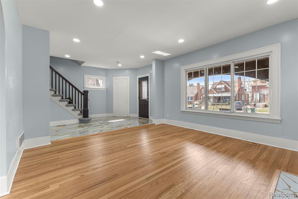 7830 Miller Road, Dearborn, MI 48126 — Photo 9