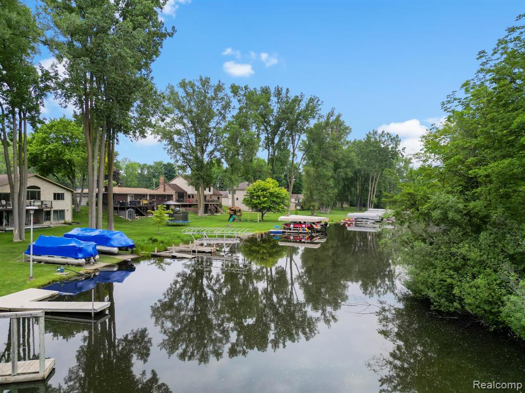 5250 Bronco Drive, Clarkston, MI — Photo 38