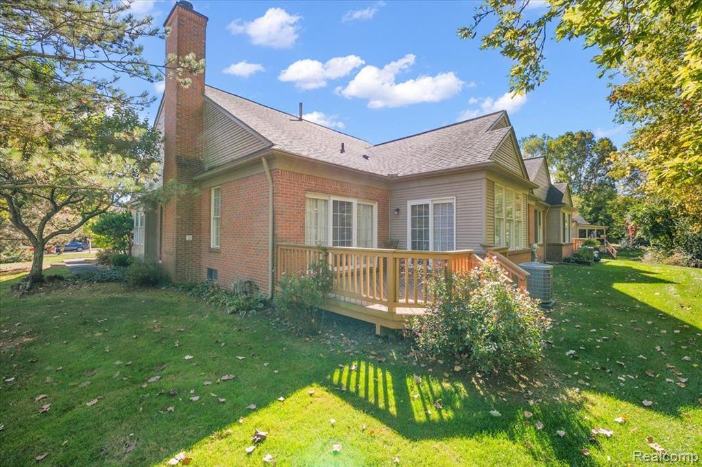 833 GARNET Court, Rochester, MI 48306 — Photo 7