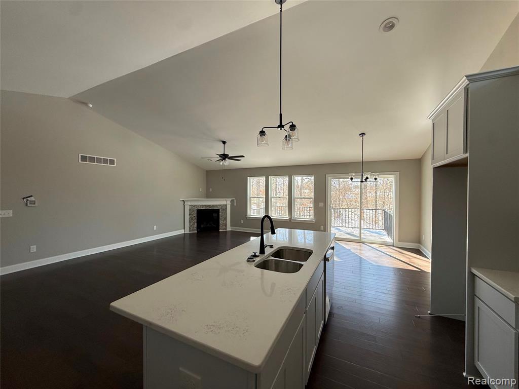 1085 Camellia Circle, 32, Howell, MI 48843 — Photo 7