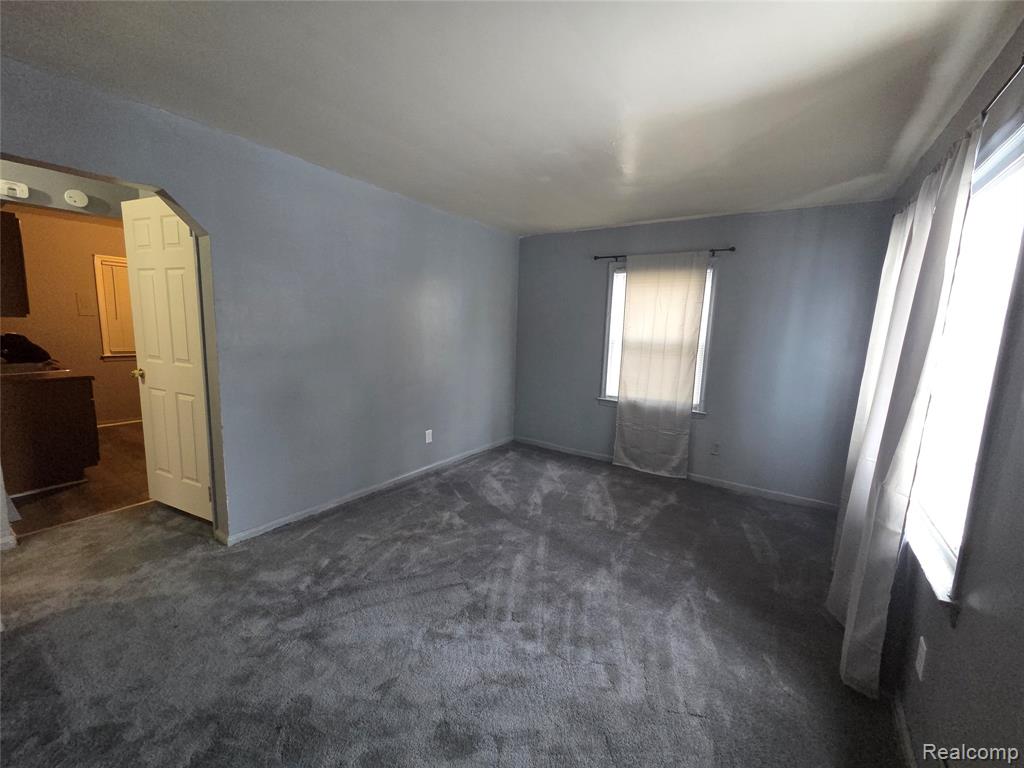 8084 Evergreen Avenue, Detroit, MI 48228 — Photo 4