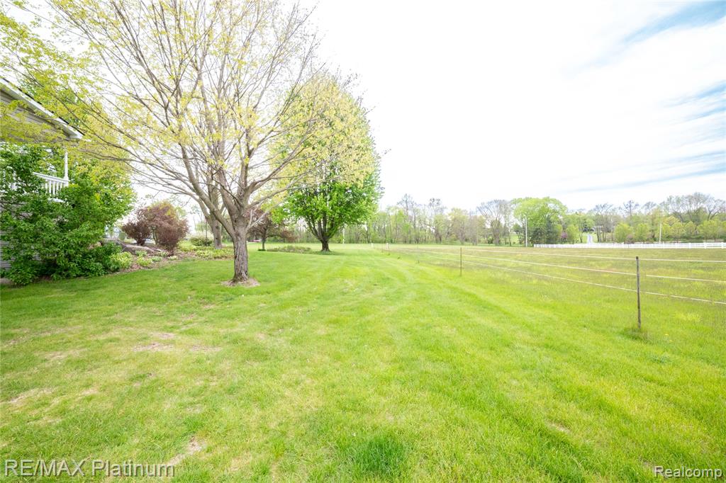 12987 Holtforth Road, Fenton, MI 48430 — Photo 47