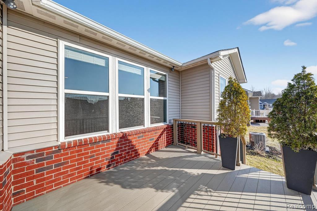 50195 Alden, Canton, MI 48188 — Photo 47